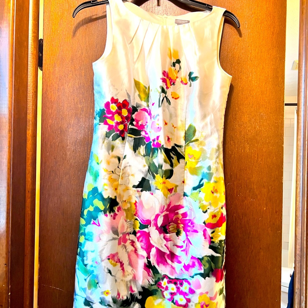 Flowery summer Ann Taylor dress, 0 petite. 31.5” long